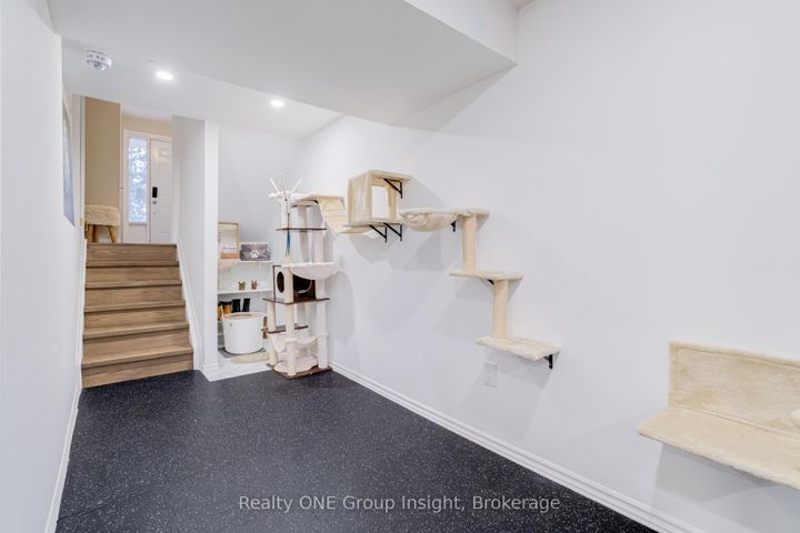 Photo 45 at 42 - 2766 Folkway Drive, Erin Mills, Mississauga