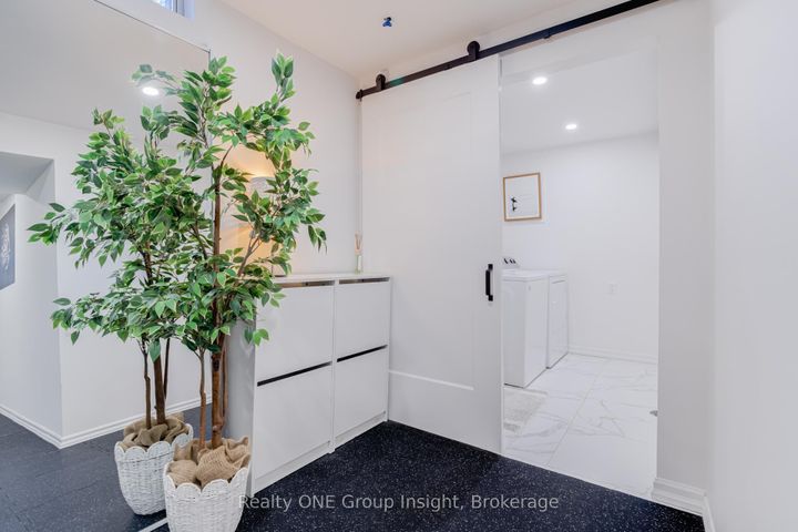 Photo 46 at 42 - 2766 Folkway Drive, Erin Mills, Mississauga