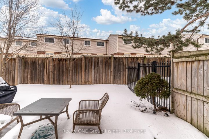 Photo 48 at 42 - 2766 Folkway Drive, Erin Mills, Mississauga