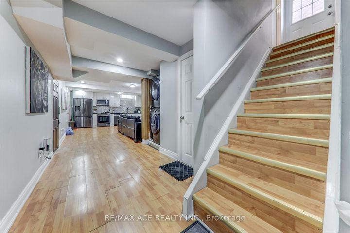 Photo 29 at 4718 Wild Rose Street, East Credit, Mississauga