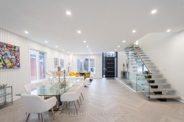 Photo 14 at 3 Bonnyview Drive, Queensway, Toronto