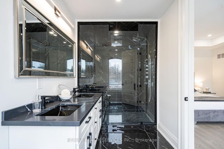 Photo 34 at 3 Bonnyview Drive, Queensway, Toronto
