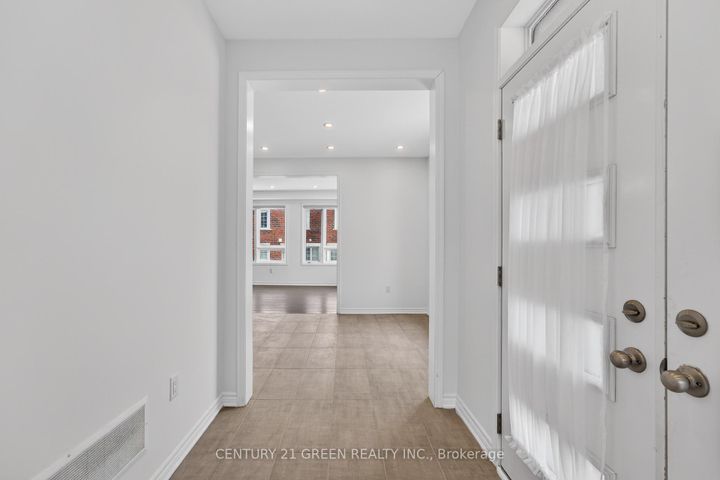 Photo 6 at 3140 Willowridge Path, Rural Pickering, Pickering