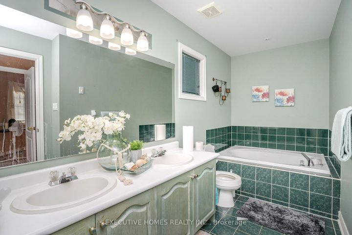 Photo 29 at 10 Safari Court, Snelgrove, Brampton