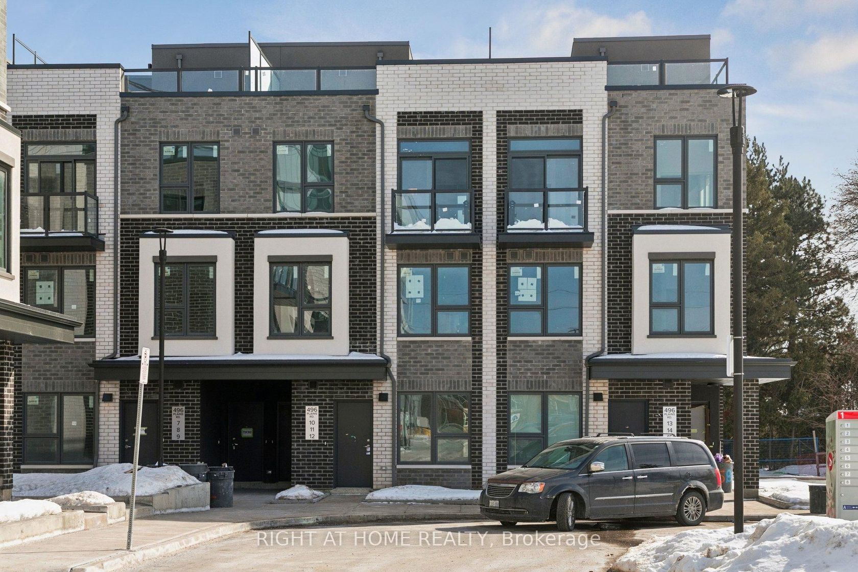 TH30 (unit# 9) - 496 Plains Road E, LaSalle, Burlington by Loree Meneguzzi Real Estate TH30 (unit# 9) - 496 Plains Road E, LaSalle, Burlington