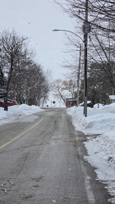 Photo 3 at 322 Old Homestead Road, Keswick North, Georgina