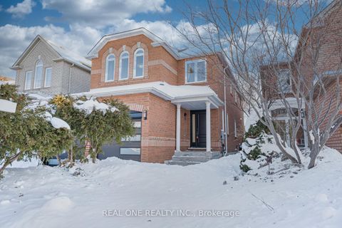 Photo 2 at 33 Formosa Drive, Rouge Woods, Richmond Hill