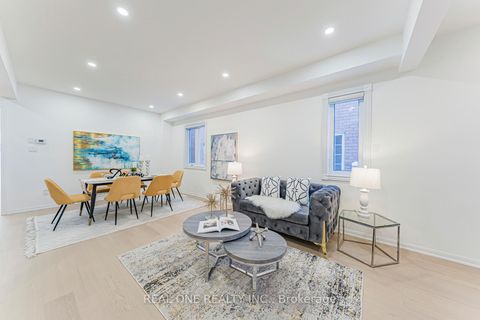 Photo 6 at 33 Formosa Drive, Rouge Woods, Richmond Hill