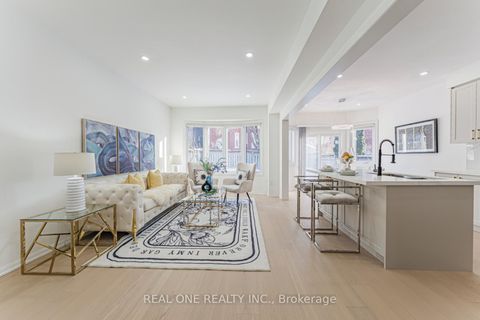 Photo 13 at 33 Formosa Drive, Rouge Woods, Richmond Hill