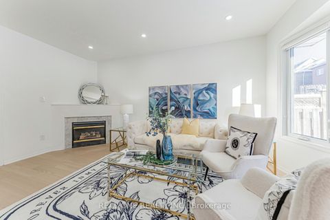 Photo 15 at 33 Formosa Drive, Rouge Woods, Richmond Hill