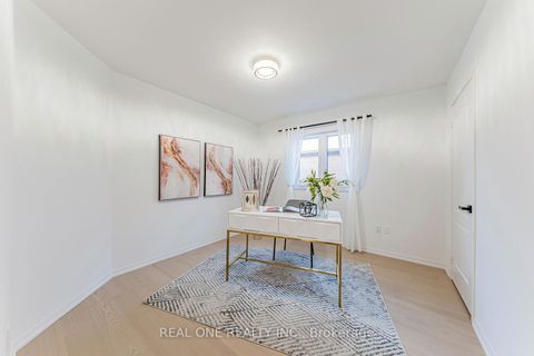 Photo 36 at 33 Formosa Drive, Rouge Woods, Richmond Hill