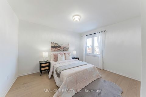 Photo 45 at 33 Formosa Drive, Rouge Woods, Richmond Hill