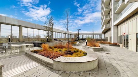 Photo 3 at 1225 - 2031 Kennedy Road, Malvern West, Toronto