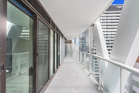 Photo 7 at 3113 - 230 Simcoe Street, Chinatown, Toronto