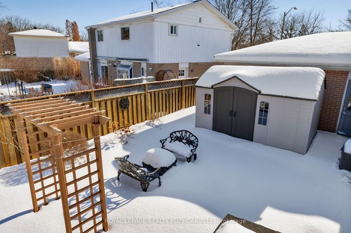 Photo 43 at 475 Sunset Drive, WO West, Oakville