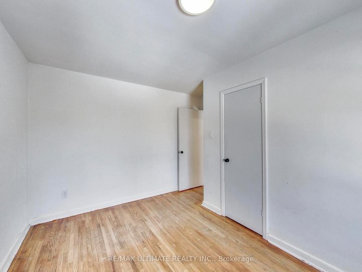 Photo 13 at 120 Edinborough Court, Smythe, Toronto