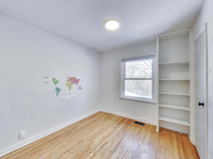 Photo 14 at 120 Edinborough Court, Smythe, Toronto