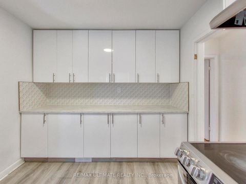 Photo 6 at 120 Edinborough Court, Smythe, Toronto