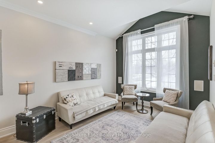 Photo 5 at 3428 Mistwell Crescent, BR Bronte, Oakville