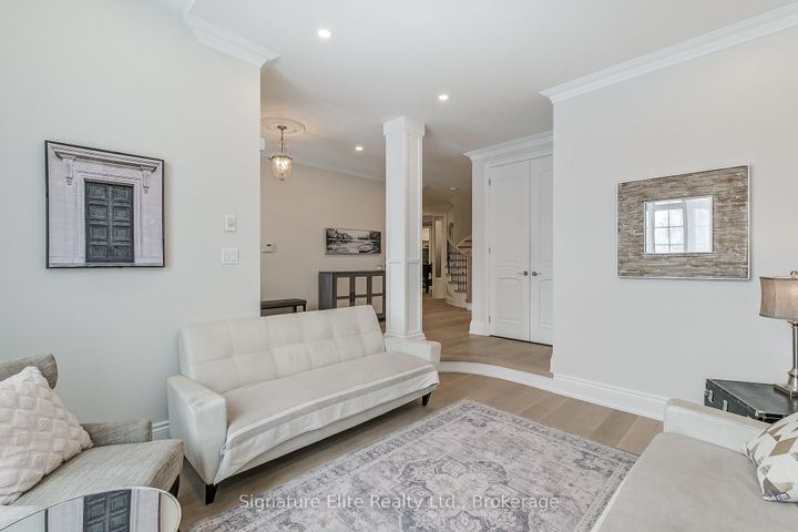 Photo 6 at 3428 Mistwell Crescent, BR Bronte, Oakville