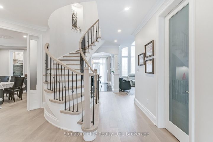 Photo 8 at 3428 Mistwell Crescent, BR Bronte, Oakville