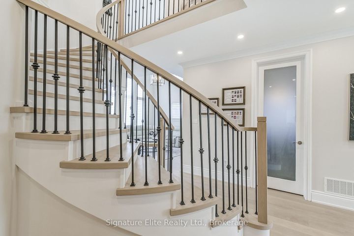 Photo 12 at 3428 Mistwell Crescent, BR Bronte, Oakville