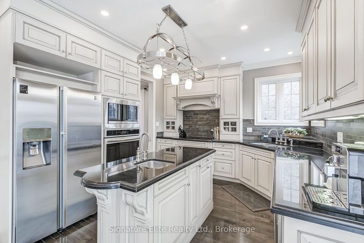 Photo 17 at 3428 Mistwell Crescent, BR Bronte, Oakville