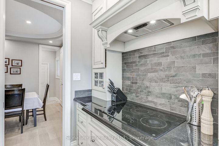 Photo 20 at 3428 Mistwell Crescent, BR Bronte, Oakville