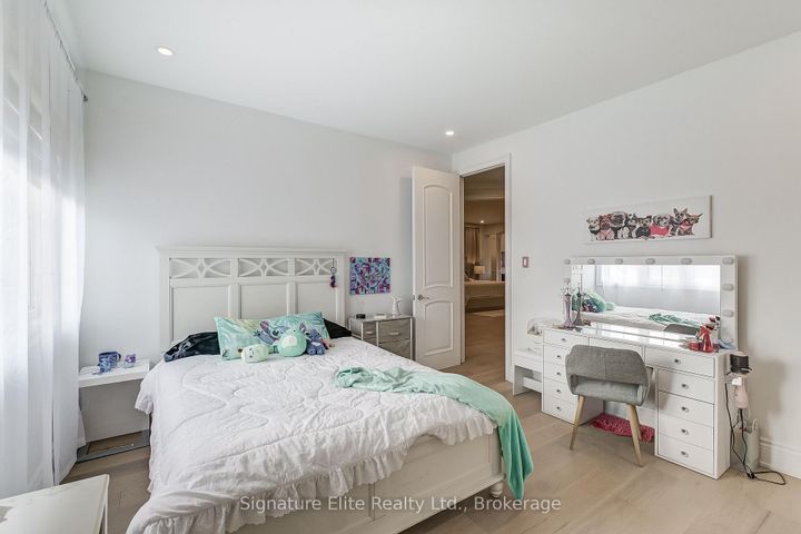 Photo 26 at 3428 Mistwell Crescent, BR Bronte, Oakville