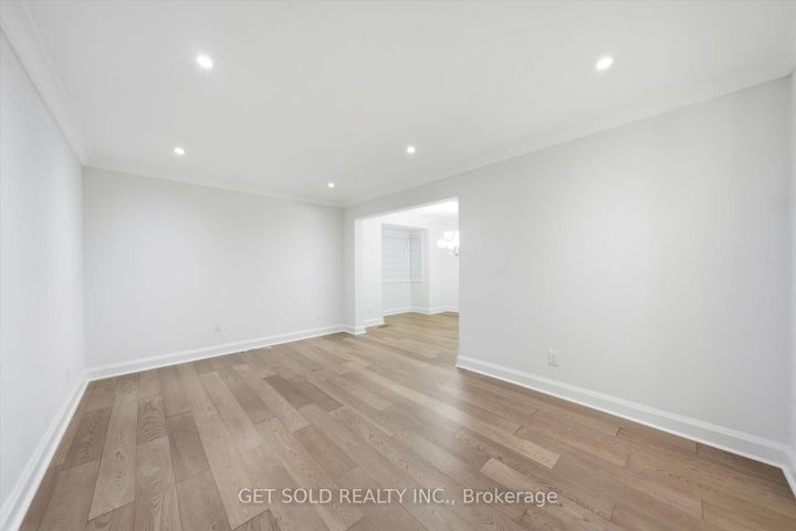 Photo 6 at 18 Mill Street S, Downtown Brampton, Brampton