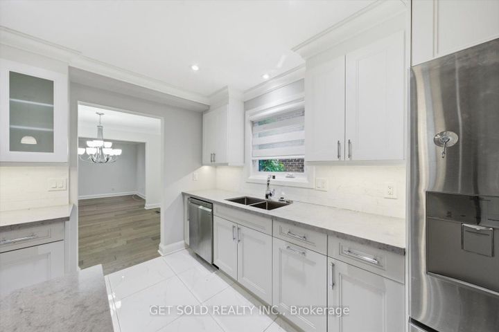 Photo 12 at 18 Mill Street S, Downtown Brampton, Brampton