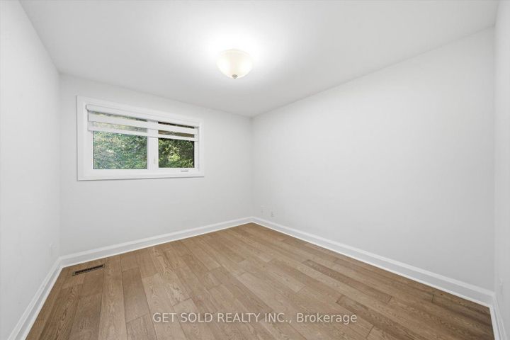 Photo 25 at 18 Mill Street S, Downtown Brampton, Brampton