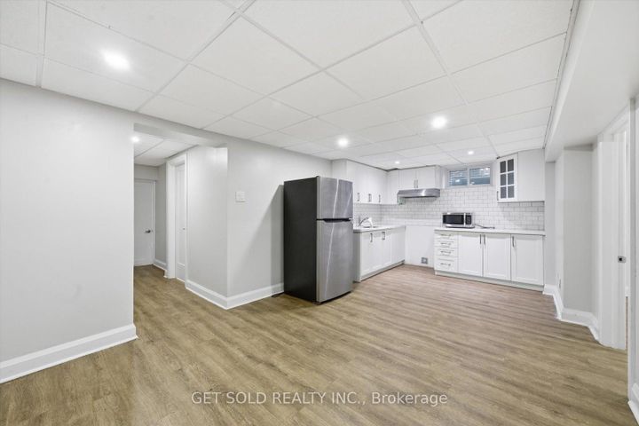 Photo 42 at 18 Mill Street S, Downtown Brampton, Brampton