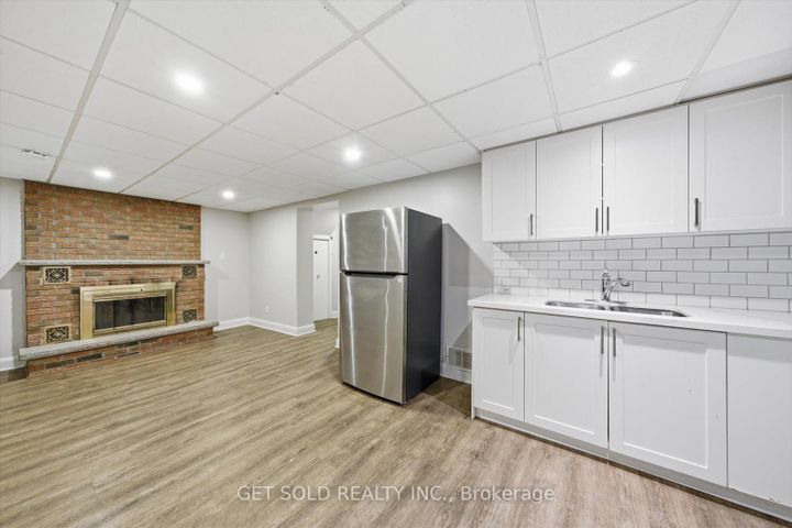 Photo 44 at 18 Mill Street S, Downtown Brampton, Brampton