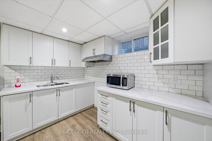 Photo 45 at 18 Mill Street S, Downtown Brampton, Brampton