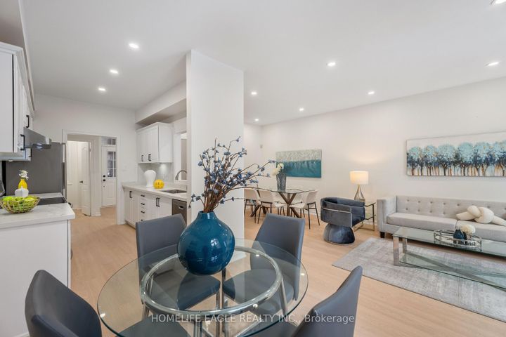 Photo 8 at 74 Cameo Drive, Rouge Woods, Richmond Hill