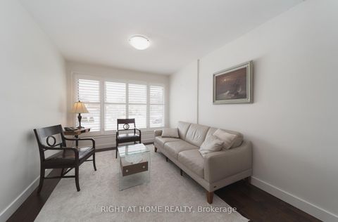 Photo 6 at 19 Niantic Crescent, Donalda, Toronto