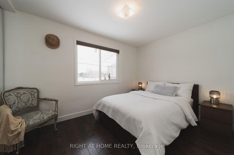 Photo 22 at 19 Niantic Crescent, Donalda, Toronto