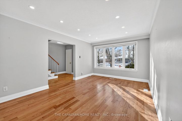 Photo 3 at 222 Elka Drive E, Crosby, Richmond Hill