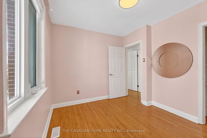 Photo 26 at 222 Elka Drive E, Crosby, Richmond Hill