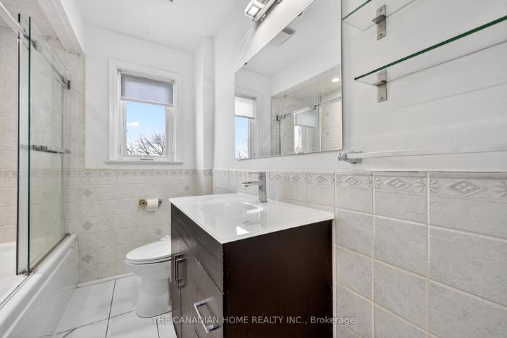 Photo 27 at 222 Elka Drive E, Crosby, Richmond Hill