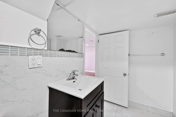 Photo 41 at 222 Elka Drive E, Crosby, Richmond Hill