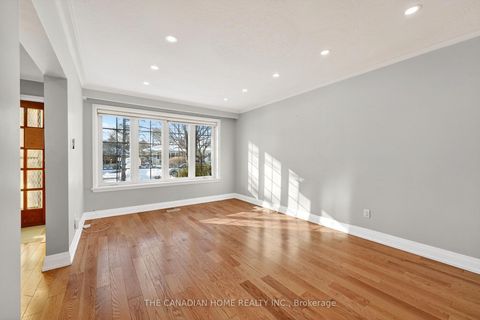 Photo 2 at 222 Elka Drive E, Crosby, Richmond Hill