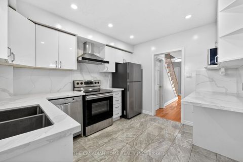 Photo 9 at 222 Elka Drive E, Crosby, Richmond Hill