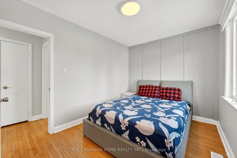 Photo 14 at 222 Elka Drive E, Crosby, Richmond Hill