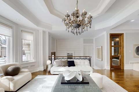 Photo 6 at 122 Parkview Avenue, Willowdale East, Toronto