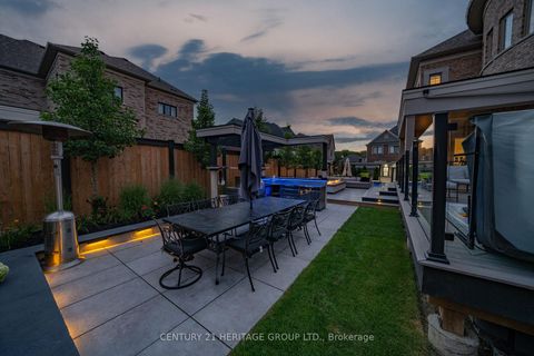 Photo 9 at 43 Sir Henry Court, King City, King