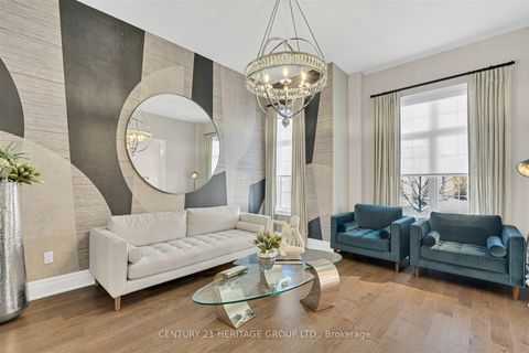 Photo 15 at 43 Sir Henry Court, King City, King