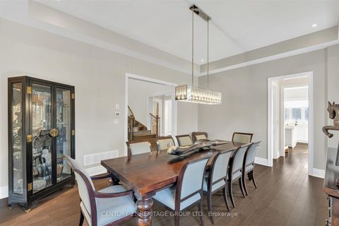 Photo 17 at 43 Sir Henry Court, King City, King