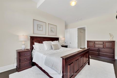 Photo 41 at 43 Sir Henry Court, King City, King